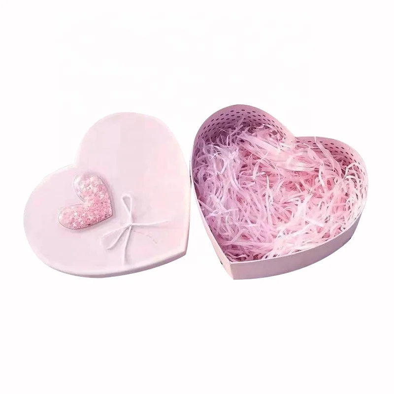 

Heart Shaped Florist Hat Candy Boxes Set Valentine's Day Gift Box Packaging Boxes