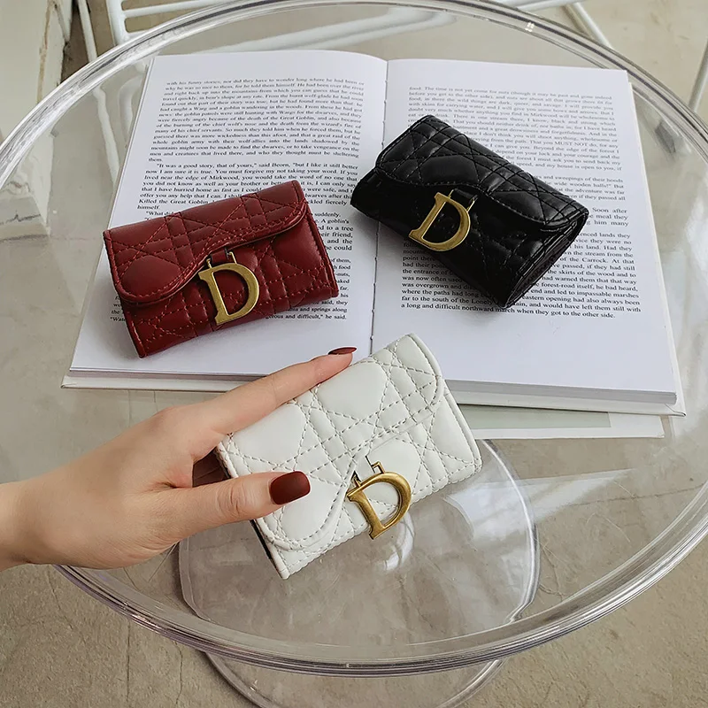 

Designer Mini wallet Organ Card Holder Travel Purse for Women PU Quilted Card Case Elegant Luxury Brand Small Purse for ladies, Black, white, red