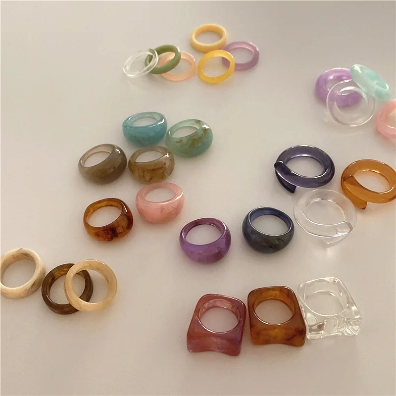 

New Design High Fashion Transparent Clear Acrylic Ring Statement Jewelry Resin Ellipse Rings Ins Hot Style, Picture shows