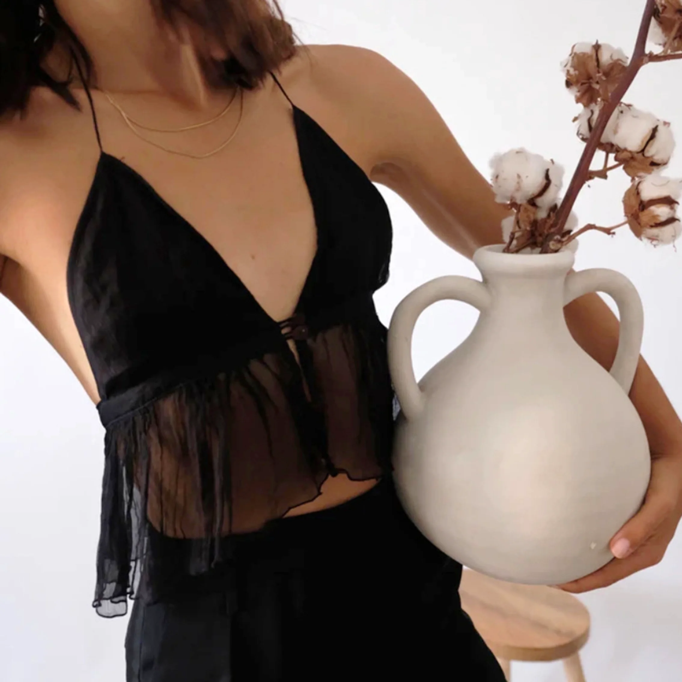 

Hot Sale Women Tops Summer 2021 New Fashion Slash Neck Casual Slim Sleeveless Bow Tied Sexy Crop Tops #0915