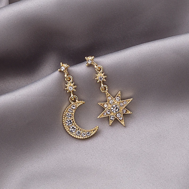 

fashion trendy star crescent rhinestone crystal sailor moon earrings