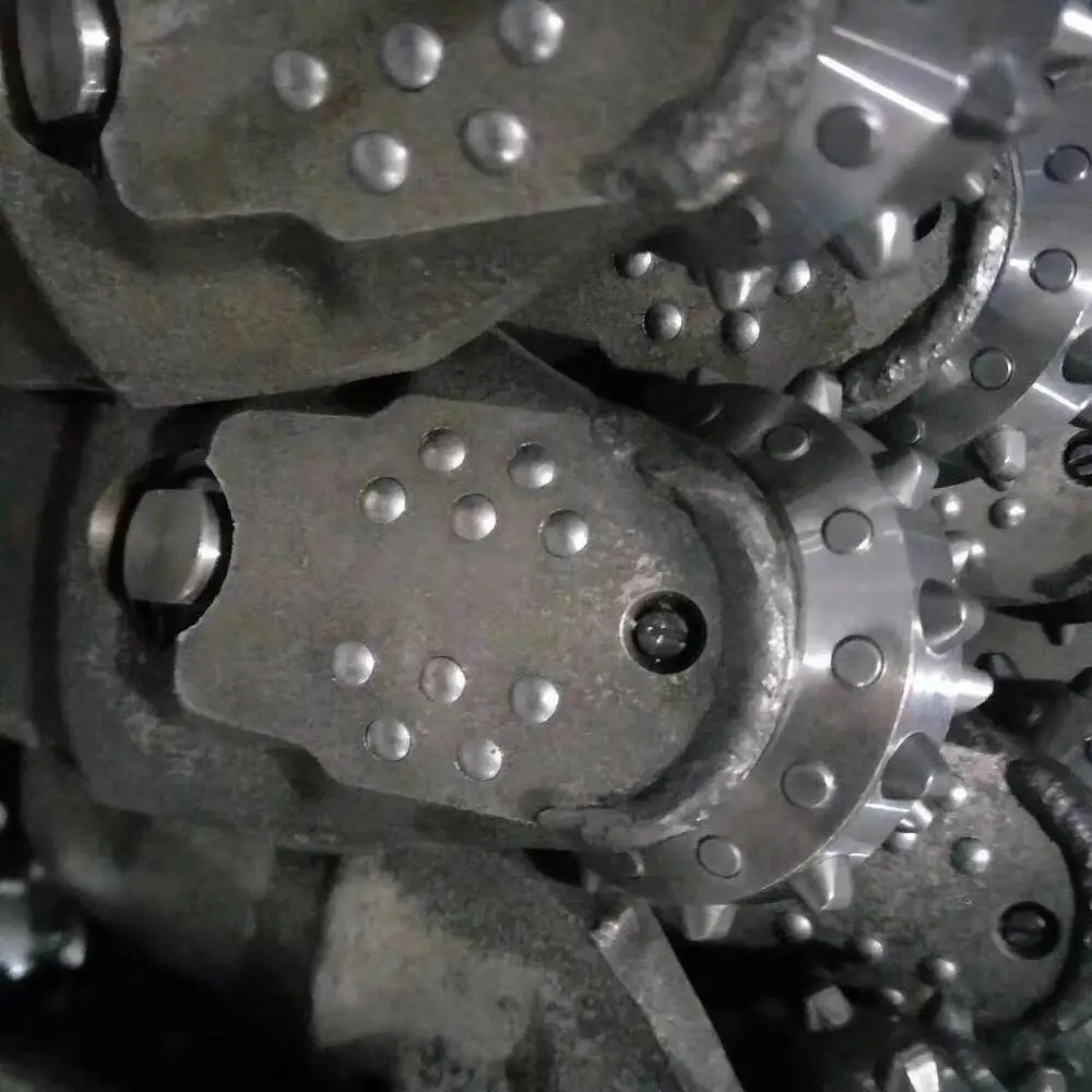 
hot sale 5-1/2inch diamond core drill bits for hard rock drilling IADC517 537 tricone bit 139mm 