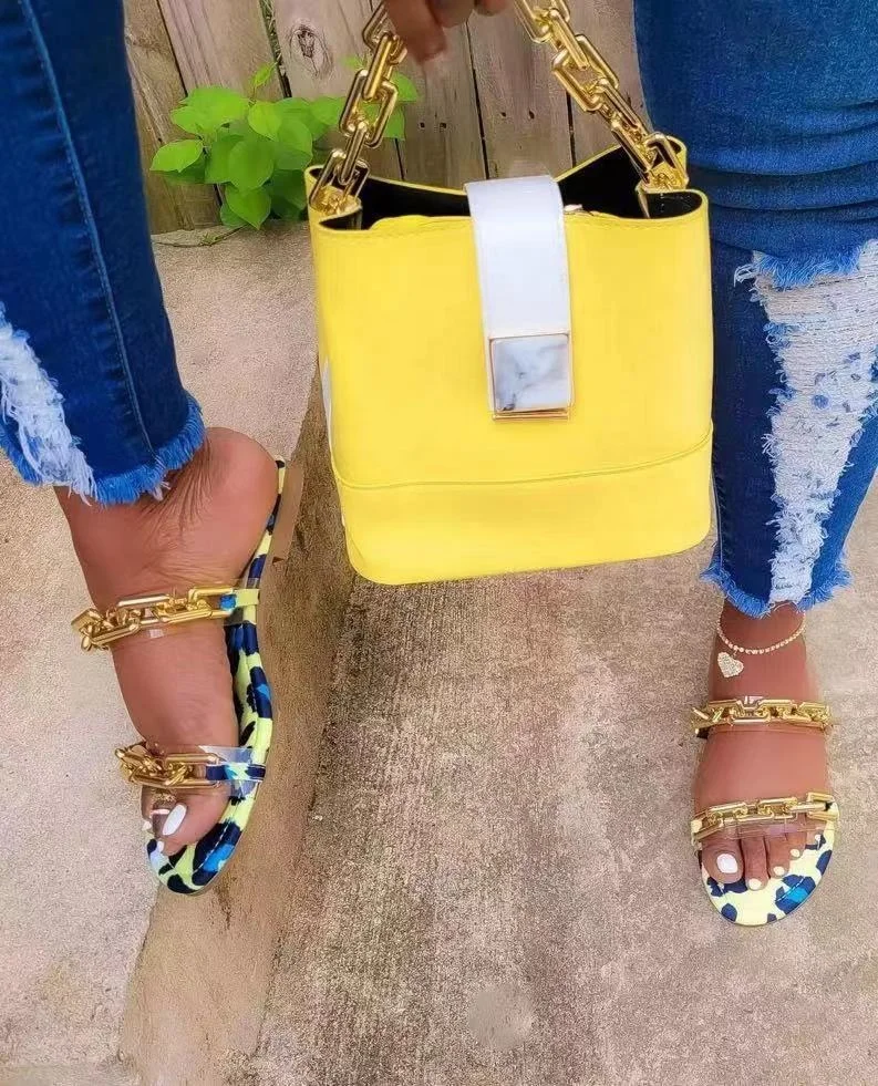 

Summer Casual Footwear Women Jelly Strap Softy Transparent with Gold Chain Sexy Ladies Flat Sandals Slippers, Black / gold / mixed color