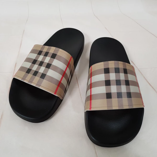 

Luxury Brand Sandal Ladies Grid Pattern Slipper 2021 Hot Sale Classical Women Shoe for Girls Fashion Slides Summer Trend