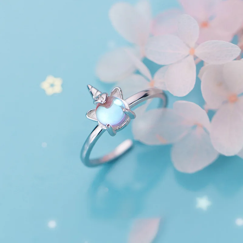 Unicorn ring female opening ad