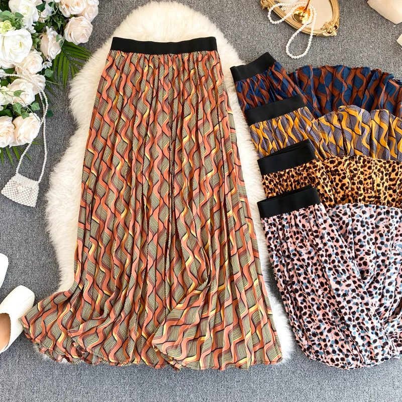 

2020 Fashion Leopard Print Women Pleated Skirt