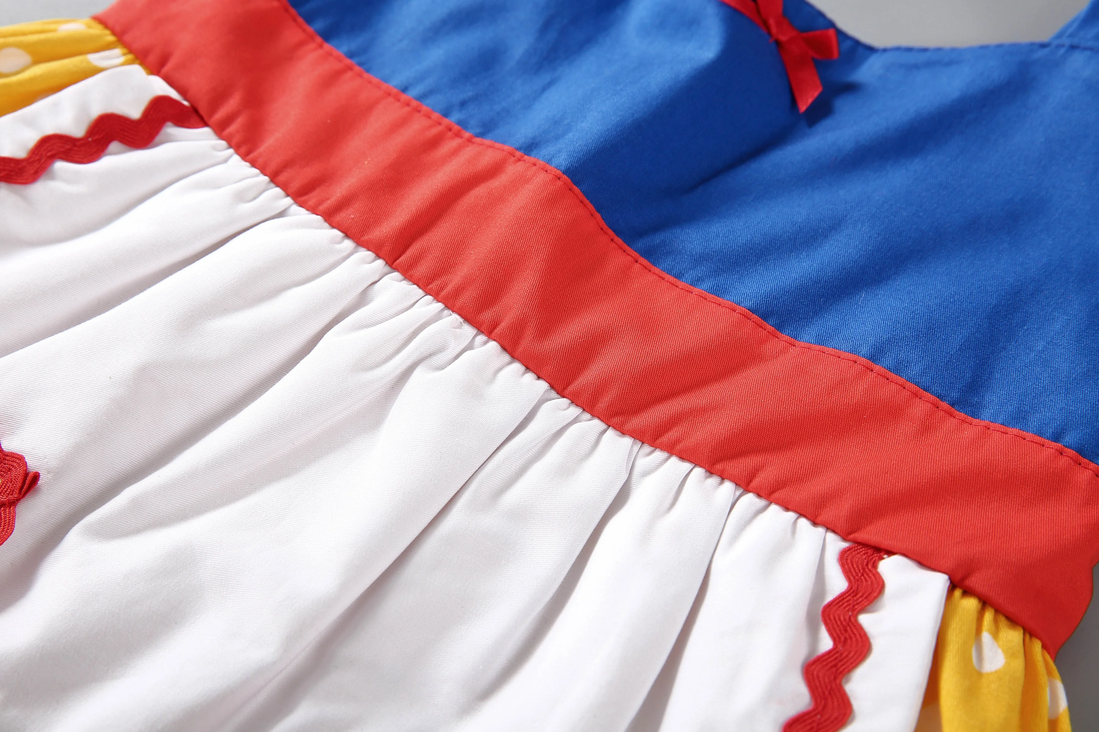 孩子们万圣节圣诞节女孩雪白色服装公主礼服派对