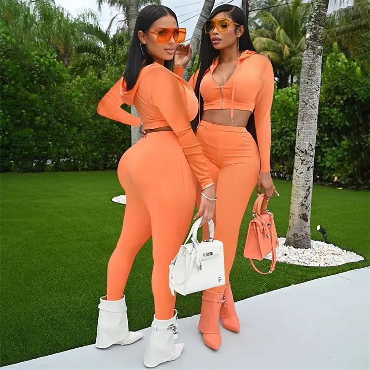 

Two Piece Pants Set Sport Sweatsuit Women's Set Hooded Crop Top Jogger Pants Set Active Custom LOGO Two Piece Fitness Outfits
