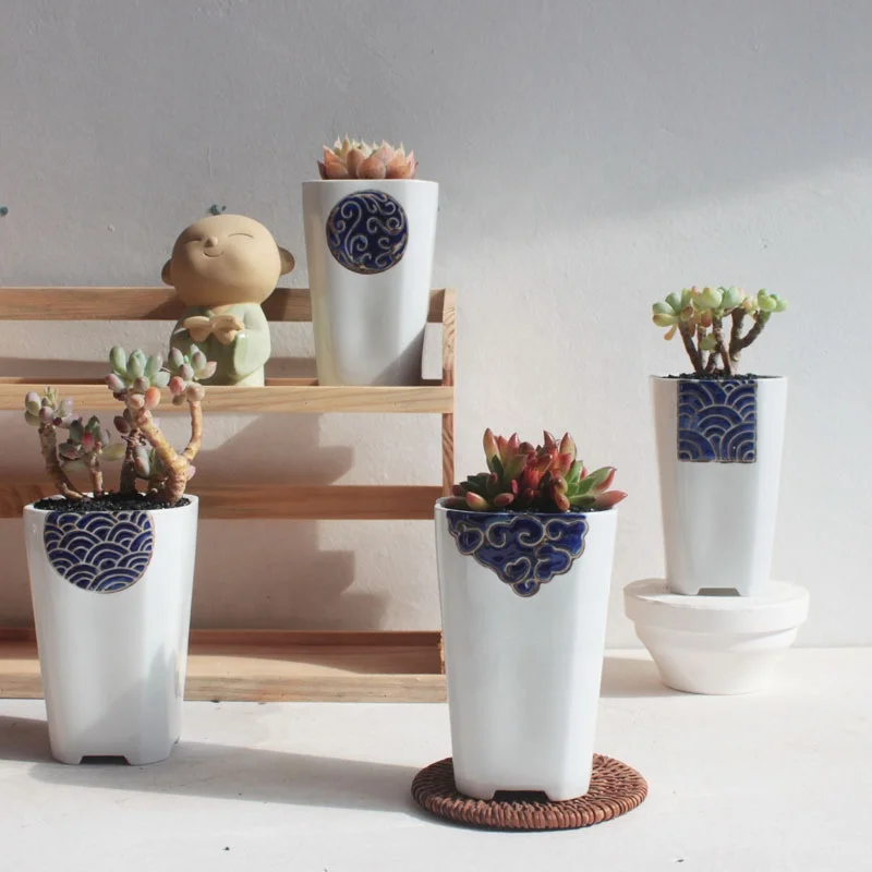 

Factory Japanese style small old pile ceramic fleshy flower pot blue and white hand-painted green plant flower pot