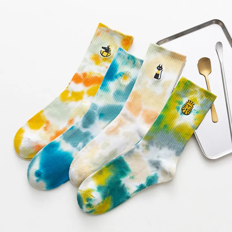 

High Quality Fashion Skateboard Unisex Colorful Print Men Women Tie Dye Embroidery Socks Custom