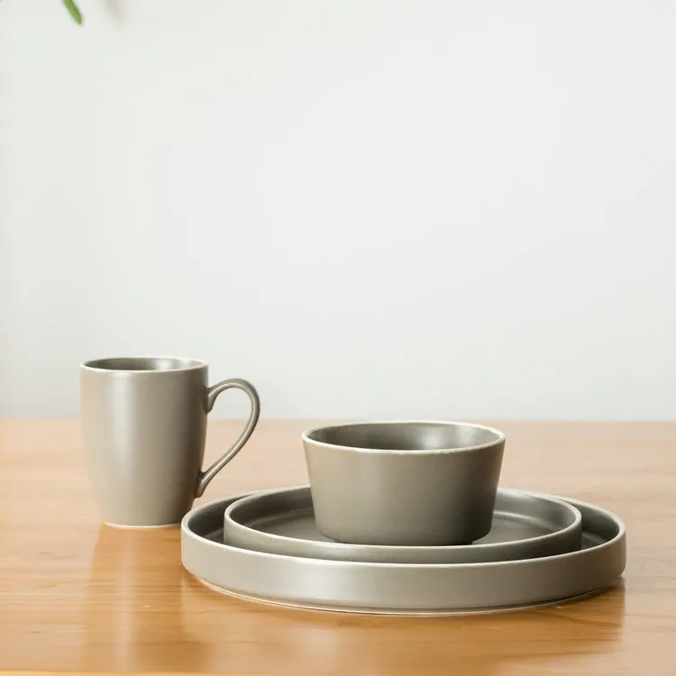 Crockery dinnerware matte grey 16 piece porcelain cheap dinner set for home hotel