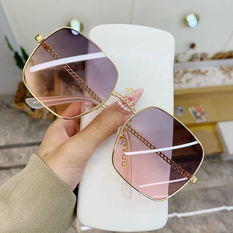 

Women Summer Fashion Hoolow Frame Sunglasses Girl Luxury Square Sun Glasses, Colors