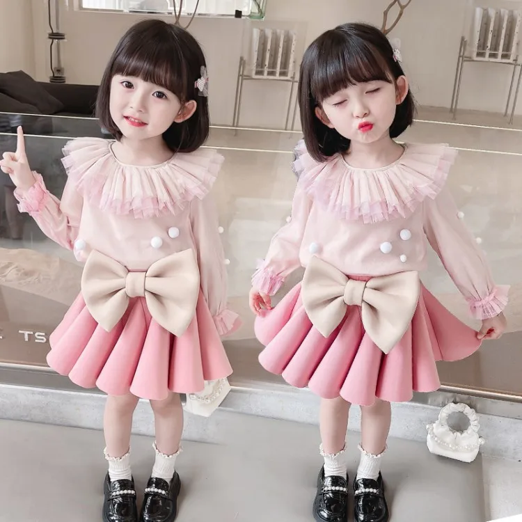 

New fashion Toddler Girls 2pcs sweet Clothing set Infant long sleeve tulle lace top and big bow skirt set for kids, Picture shows