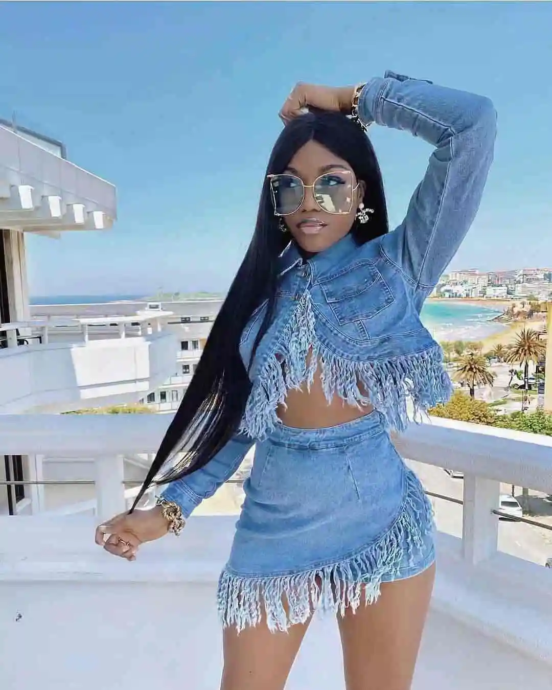 

Spring 2021 quality fashionable denim blue 2 pieces skirt set with tassels women jean jacket mini dress suits sexy streetwear, 1 color as picture