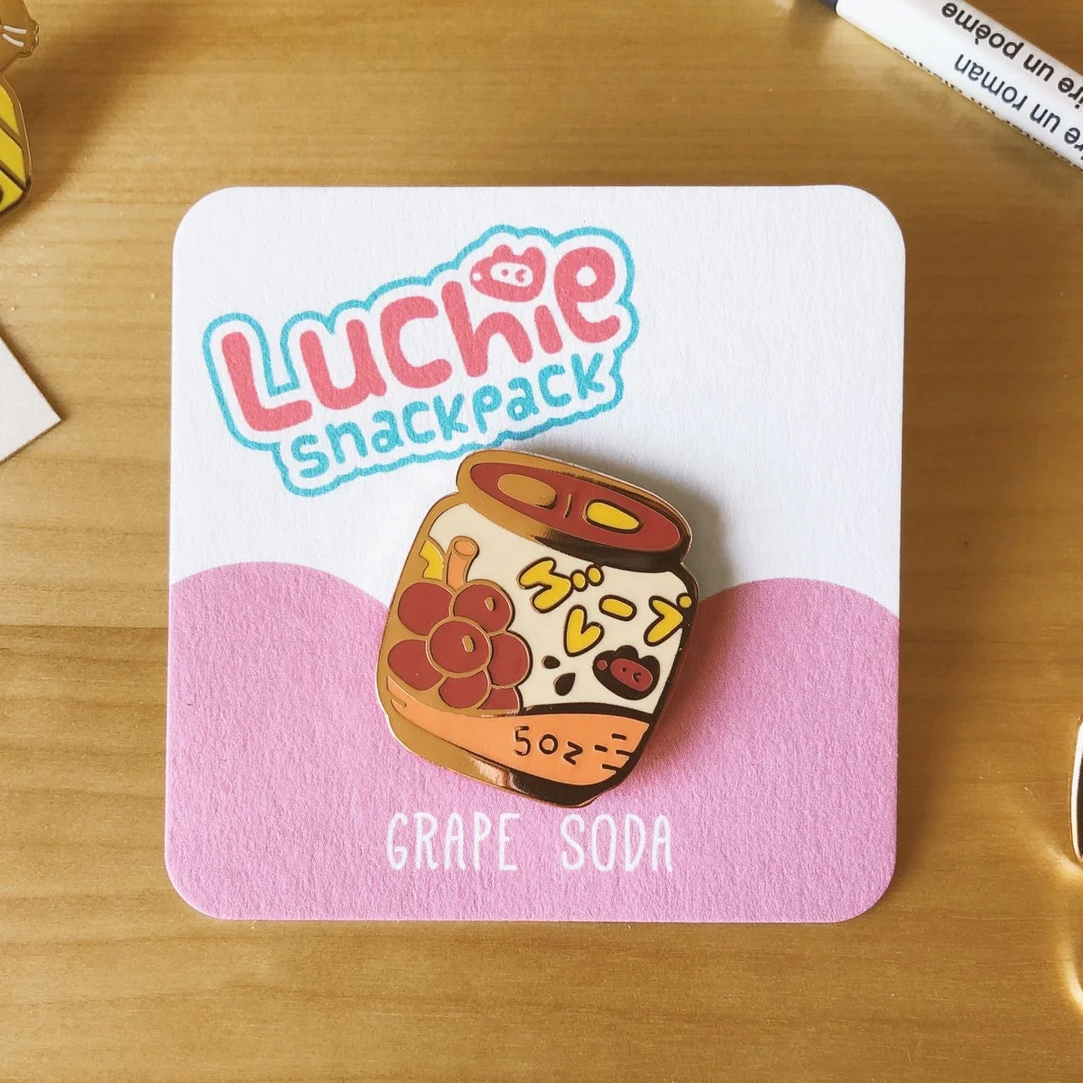 
Kawaii backing card pins shirt custom logo hard metal cat enamel pin 