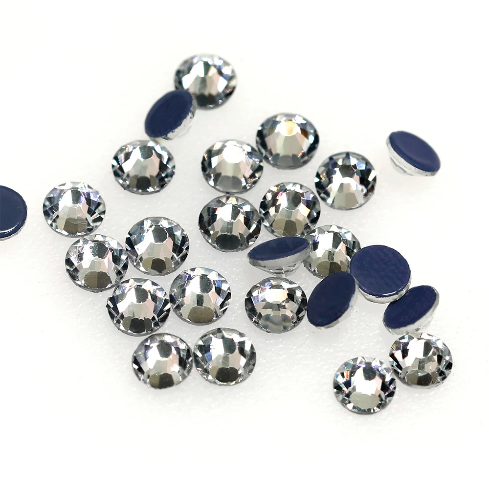 

Wholesale clothing accessories rubber bottom flat back glass crystal hot diamond 1440pcs/package hot fix rhinestone, White