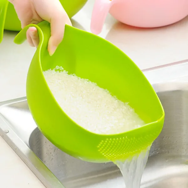 

Thickened Food Grade Plastic Rice Washer Strainer washing colander with Handle for Vegetables and Fruits Water Drain bowl, Pink,green