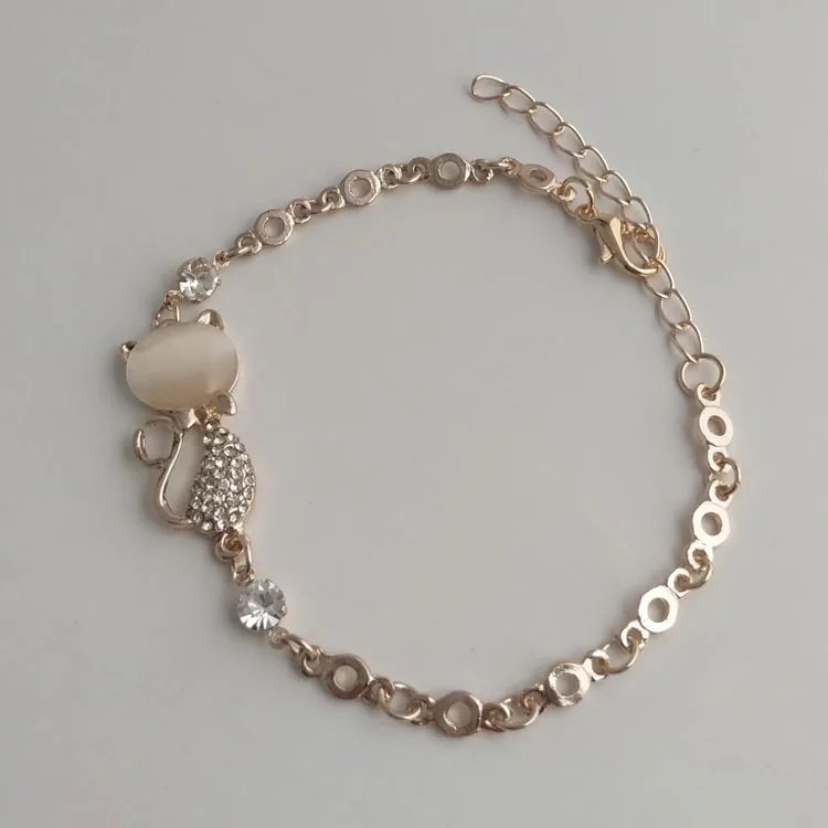 

Korean Jewelry Fashion Cat Bracelet Flash Crystal Bracelet jade bracelet, As pic