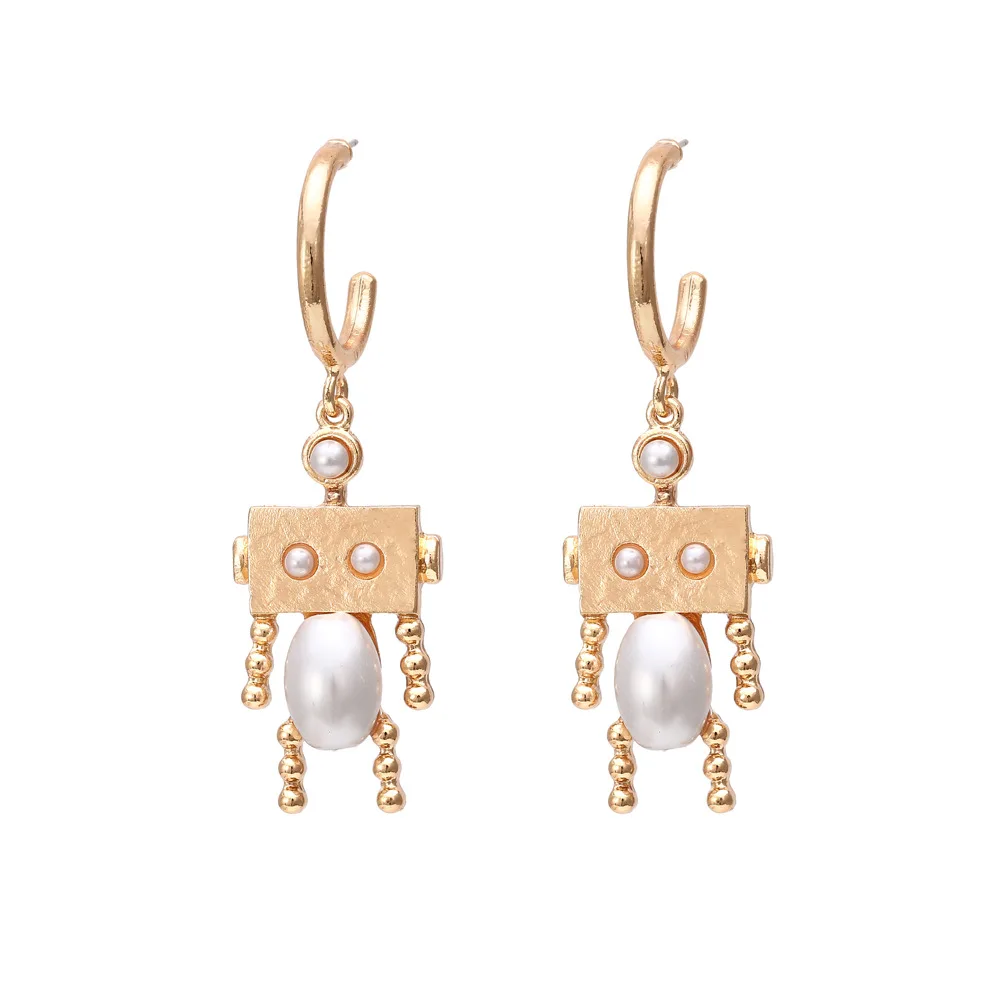 

European American Personality Interest Pearl Stud Female Temperament Robot Earrings