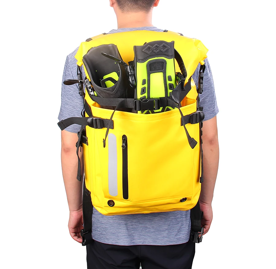 

Factory 2020 Hot Sale 30L Pvc Outdoor Waterproof Beach Swimming Diving Equipment Fin Bag Backpack