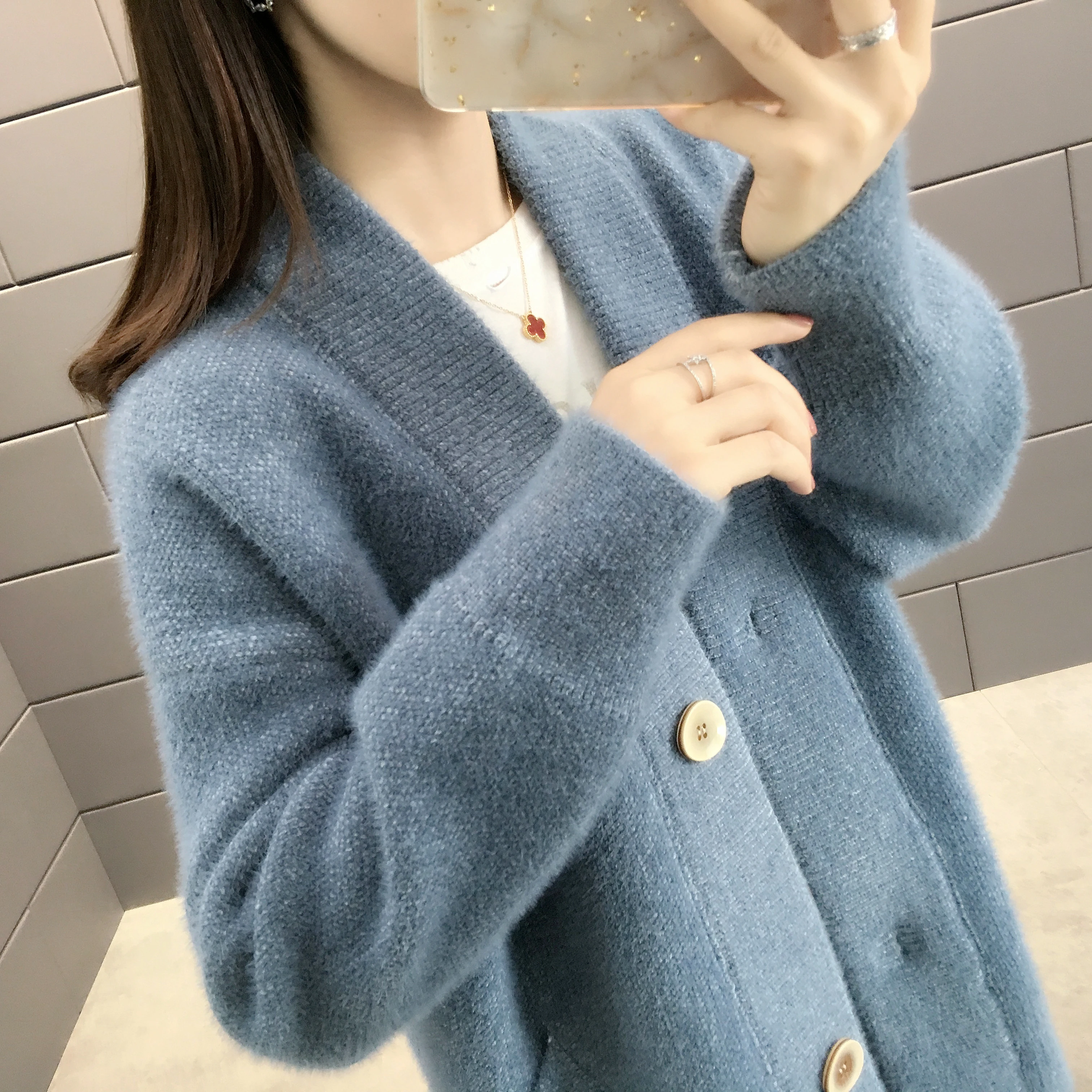 

Wholesale chenille long cardigan thick solid pockets before long sweater for women