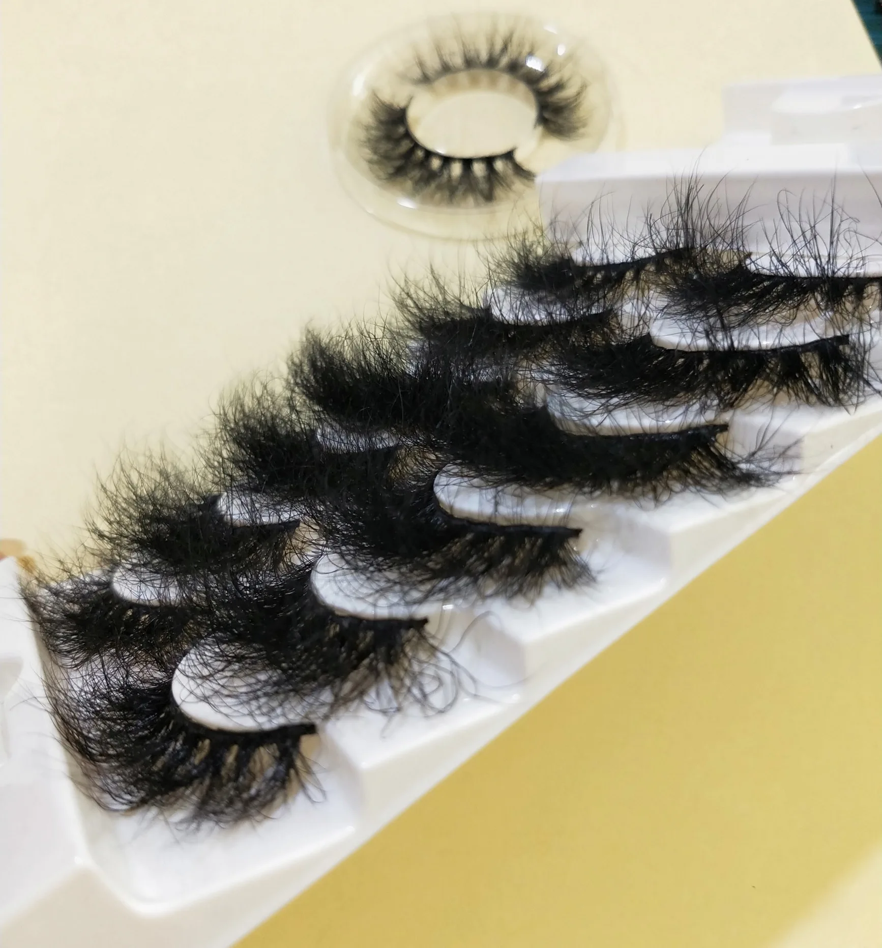 

Factory wholesale custom lash box 3d bottom full strip mink lashes dramatic mink eyelashes vendors 3d 25mm mink eyelash