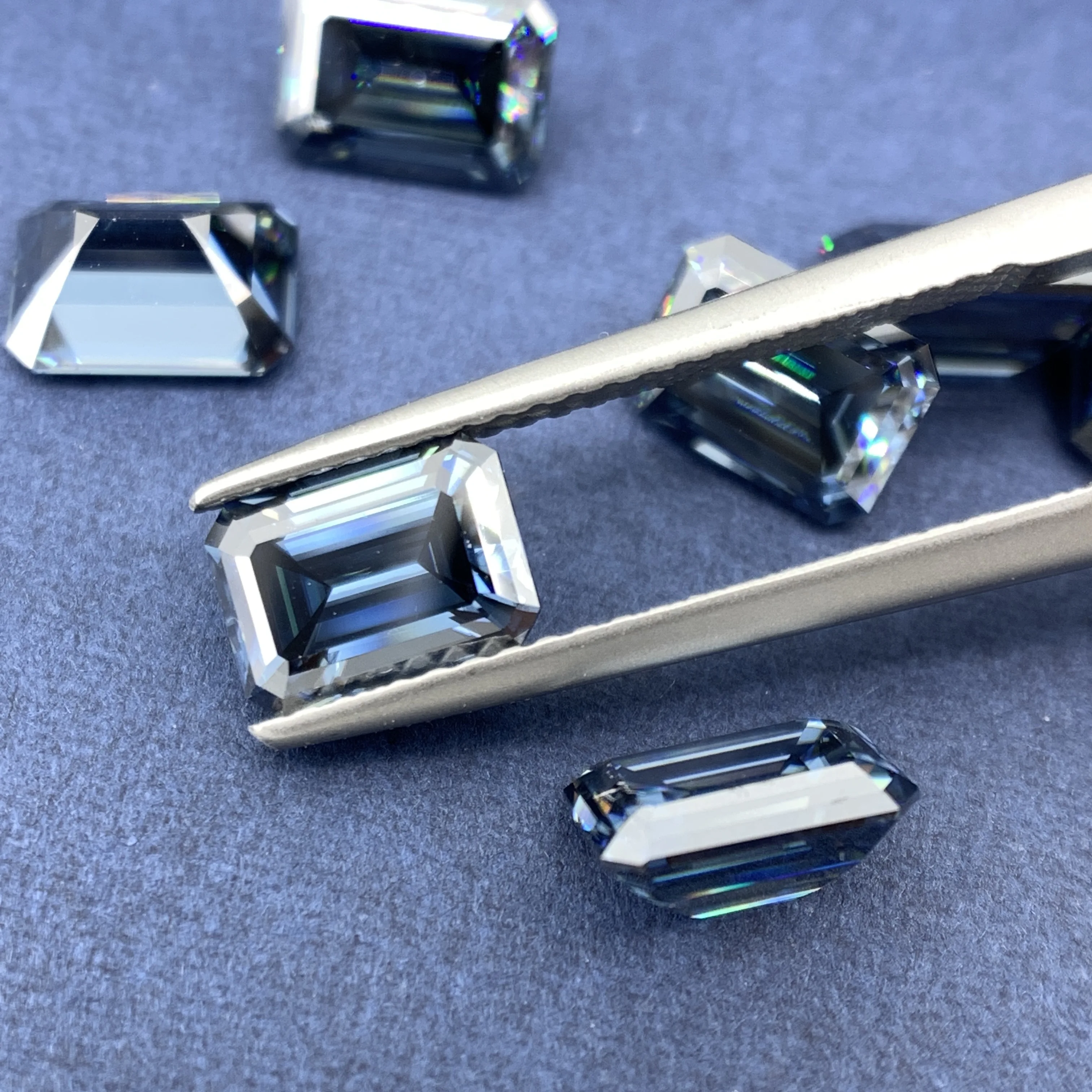 

GIGAJEWE Blue Diamonds price per carat Deep colors 5x7mm 1.0carat loose synthetic Gemstone Blue Emerald Moissanite