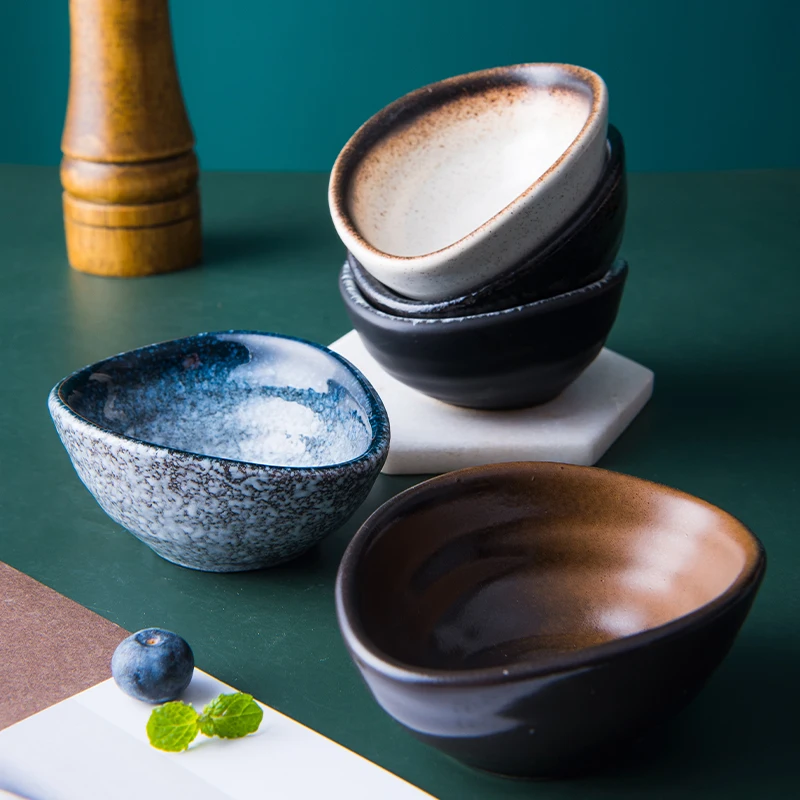 

4Inch Oval Exquisite Custom Logo Hand Painted Restaurant Dinning Small Stoneware Ceramic Sauce Dishes
