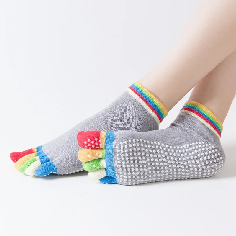 

JULY'S SONG Non-Slip Yoga Socks Women 5 Toe Ankle Socks For Yoga Dance Colorful Open Toe Grip Socks For Exercise