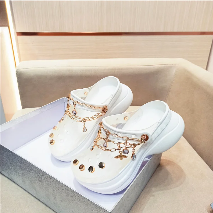 

2021 new hole shoes thick-soled outer wear fashion increase beach ins tide summer sandals and slippers, Transparent