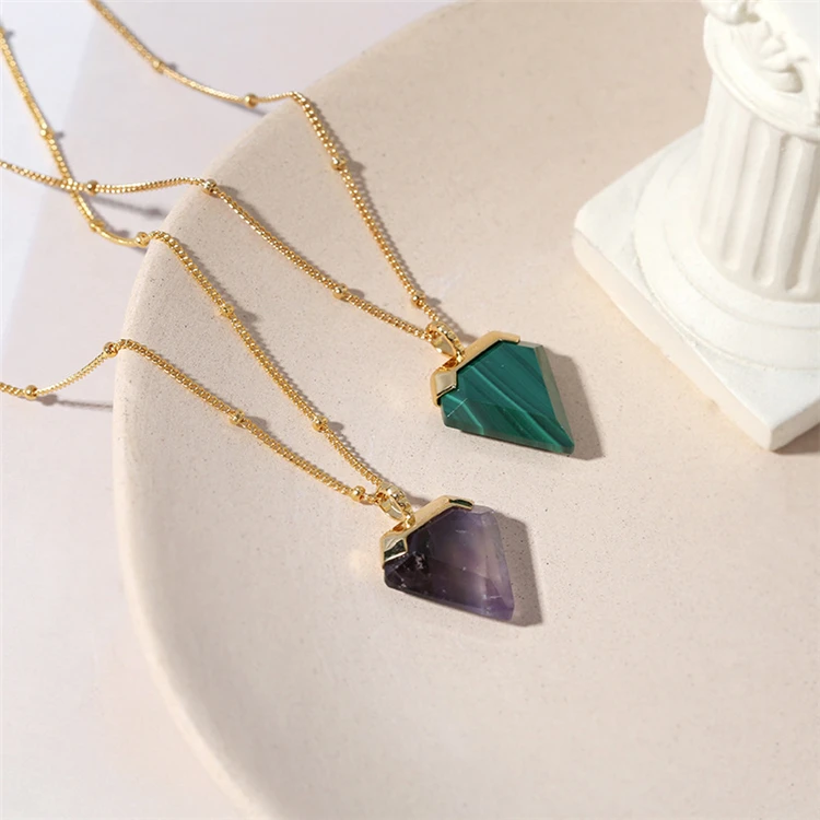 

Aimgal jewelry 925 silver gold-plated triangle malachite amethyst pendant necklace for women A1