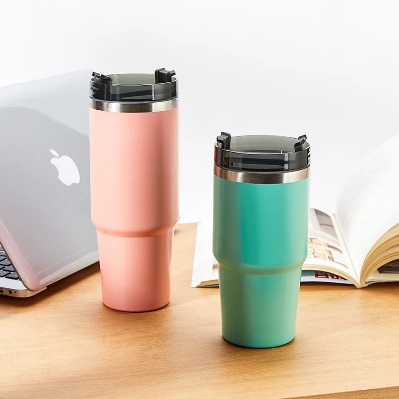 

High quality custom 20OZ plain portable double wall vacuum tumbler stainless steel insulated travel car thermo mug with straw, Customized colors acceptable