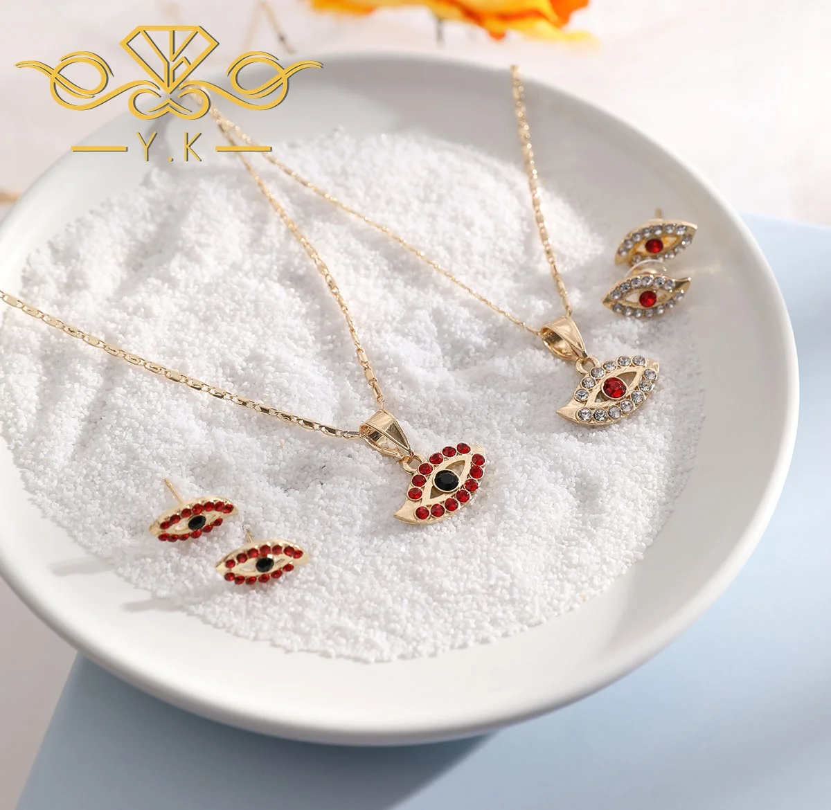 

Tendencias 2021 Turky Style Evil Eye Necklace Gold earrings Set Studs in Gold Layered Zircon Earring White Party Stone