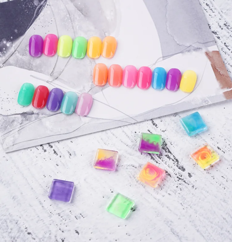 

MRO UV/LED gel polish hot selling neon glow in dark color gel 18 colors for nail art