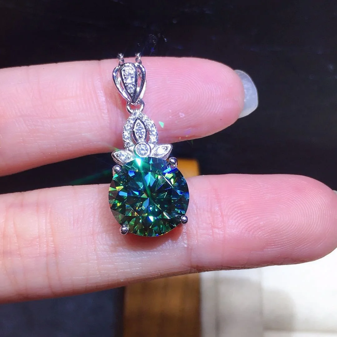 

Luxury Blue Green Rainbow Cubic Zircon Pendant Necklace For Women Wedding Engagement Valentine's Day Gift, Picture shows