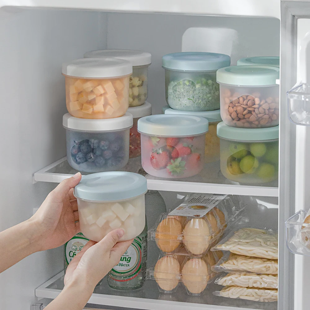 

Multifunctional Storage Drain Fresh-keeping Box Fridge Organizers Used in Storing Fruits Vegetables