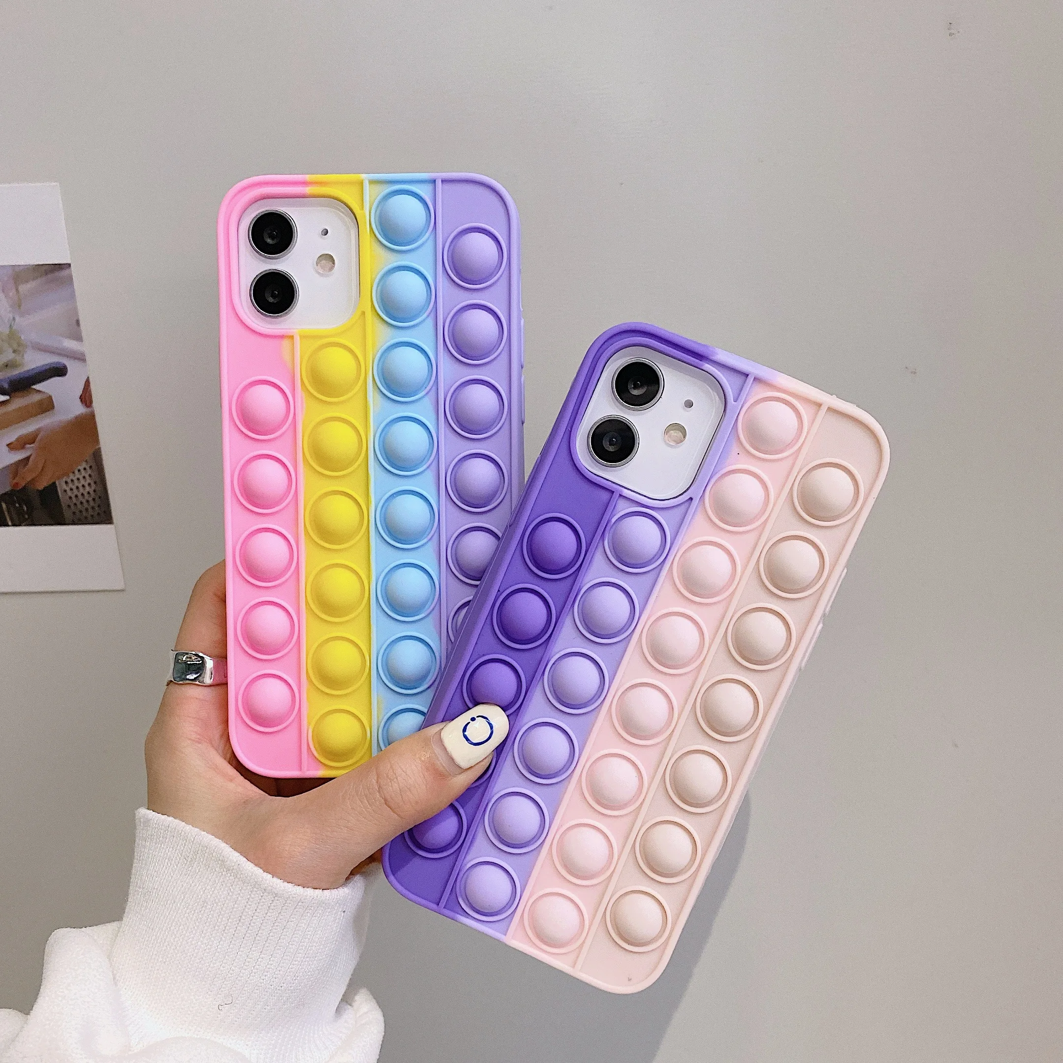 

Fidget toys phone case for iphone 7 8 11 12 pro xs max xr 3D decompression soft silicone case shell cover drop shipping