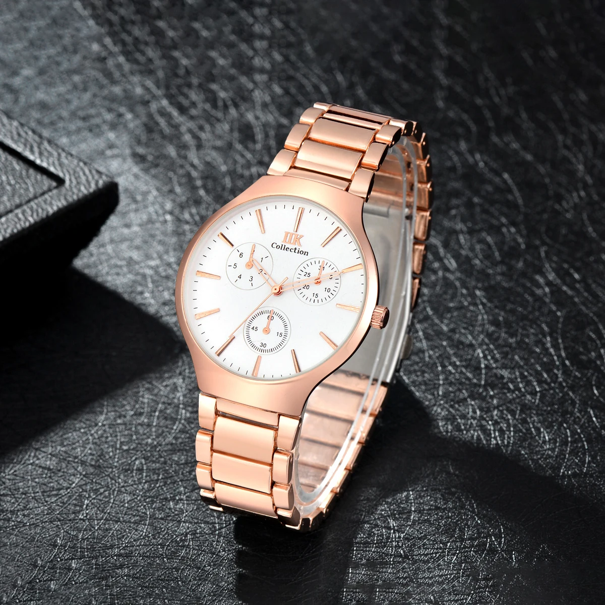 

Wholesale Bulk Thin Case Luxury Quartz Wrist Women Men Couple Watches