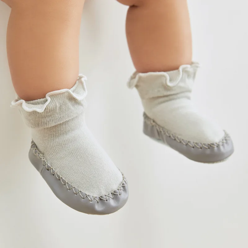 

New baby low-cut toddler shoes and socks Non-slip children's baby floor socks Wooden ears leather socks