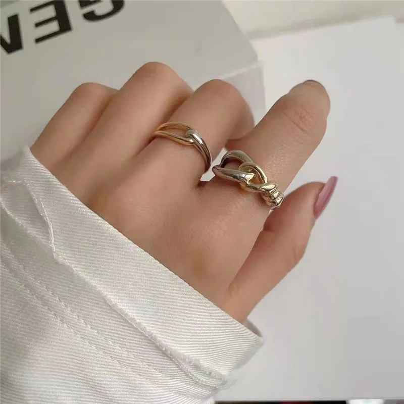 

New Fashion Geometric Metal Knotted Gold Silver Color Simple Alloy Ring Women Hip Hop Party Jewelry Accessories 202105