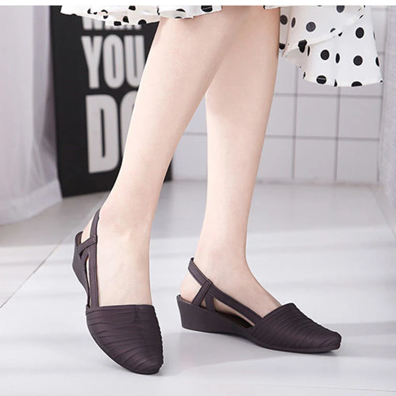 

Sandals women summer new fashion wear wedge heel casual shoes middle heel Baotou non-slip comfortable work shoes