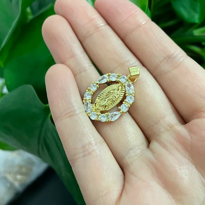 

Vintage copper religious jewelry catholic christian mother mary necklace gold plated virgin mary necklace