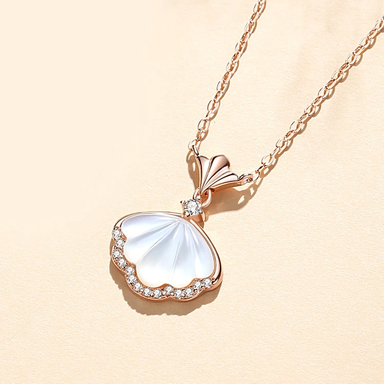 

Different Style Colorful Halo White Fritillary Shell Skirt Pendant Necklace in S925 Silver