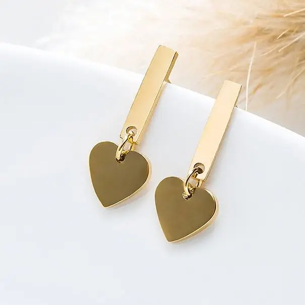 

2020 Trending Girls' Fashion Gold Plated Heart Pendant Stud Earrings