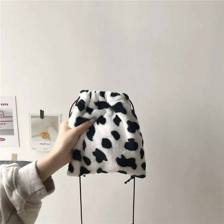 

China Factory Manufacturer Fashion Cheap High Quality Chic Girls Lovely Mini Cow Milk Print Mini Crossbody Faux Fur Designers Purses and Handbags, 1 color