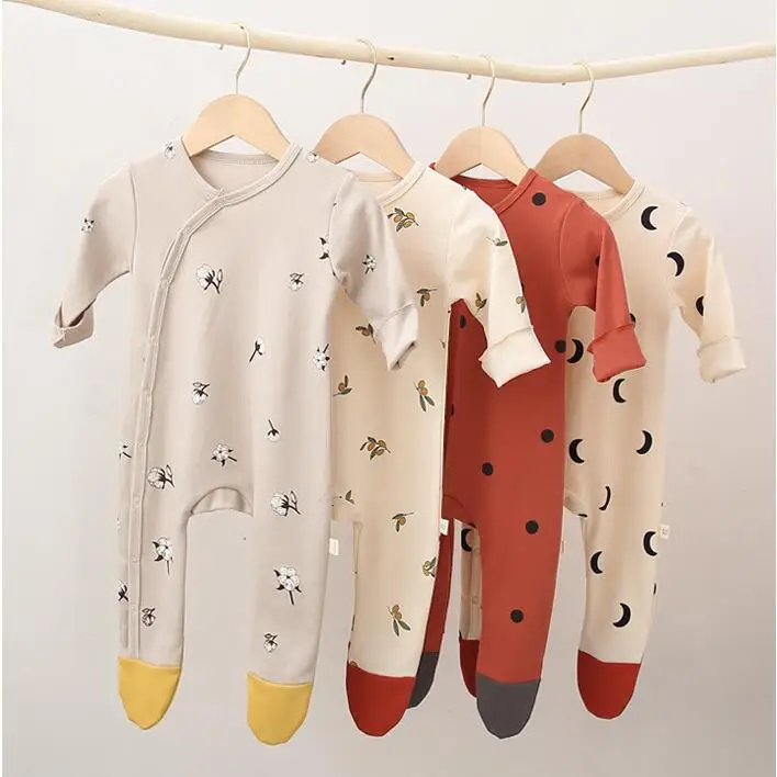 

Ins Hot Sale Korean Full-Sleeve Baby Autumn Romper 95% Cotton Knitted Neutral Toddler Clothing Baby Outfit Rompers + Hat Set