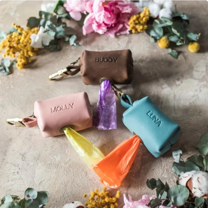 

1PC Portable Handcrafted PU Leather Dogie Poop Bag Dispenser Pouch Reusable Clean-up Waste Bag Carrier Holder Dog Waste Bag Case, Tan red blue green black