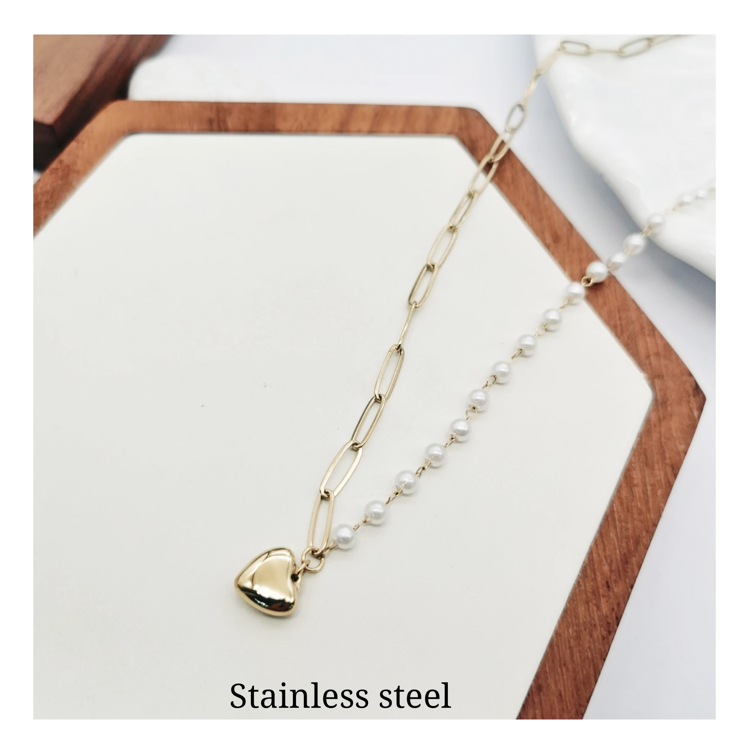 

TTM Xuping Stainless Steel Gold Plated Love Heart Pendant Necklace Synthetic Irregular Baroque Freshwater Pearl Choker Necklace