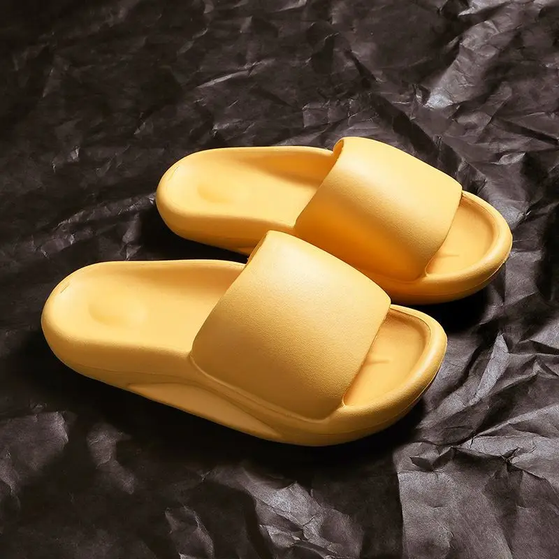

2021 Good Quality Men Women Custom Shoe Green Cartoon Authentic Plated Flip Flop Wholesale Home Slipper Original Yeezy Slides