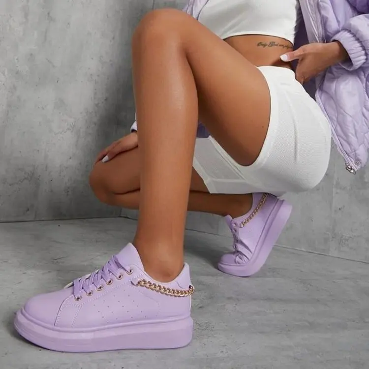 

Fashion Sneakers Walking Style Shoe Women Platform Shoes With Chain Casual Sports Sneakers